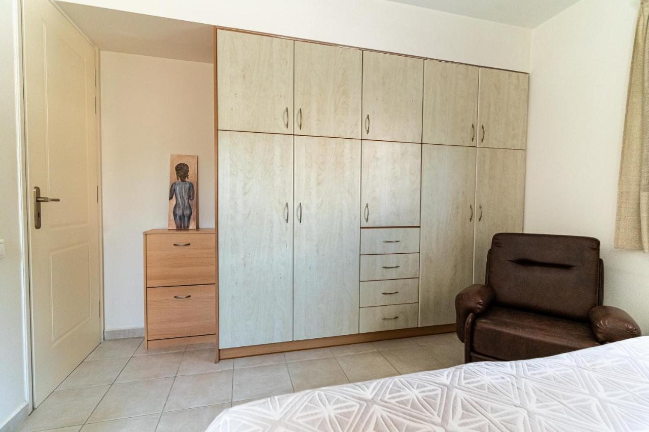 דירות Vrahati Casa D'Arte מראה חיצוני תמונה